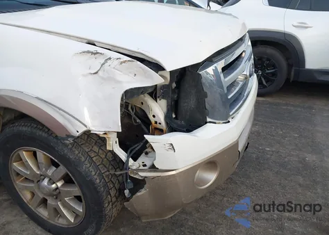 2011 Ford Expedition King Ranch z USA, uszkodzony, nr VIN 1FMJU1J56BEF18141